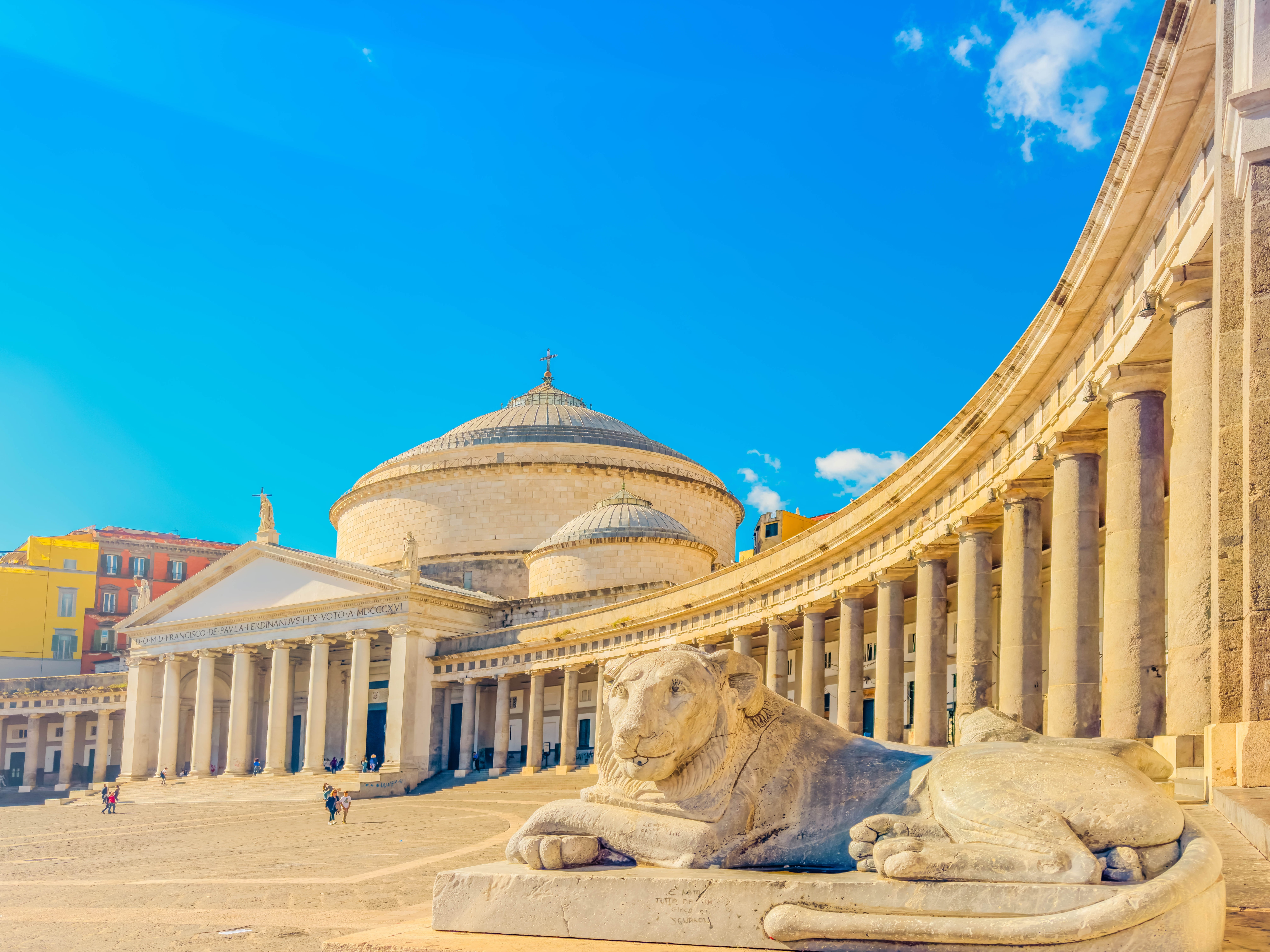 Piazza del Plebiscito, Naples